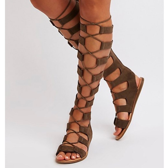 Shoes - 🌴HP🌴Beautiful Lace Up Gladiator Sandals
